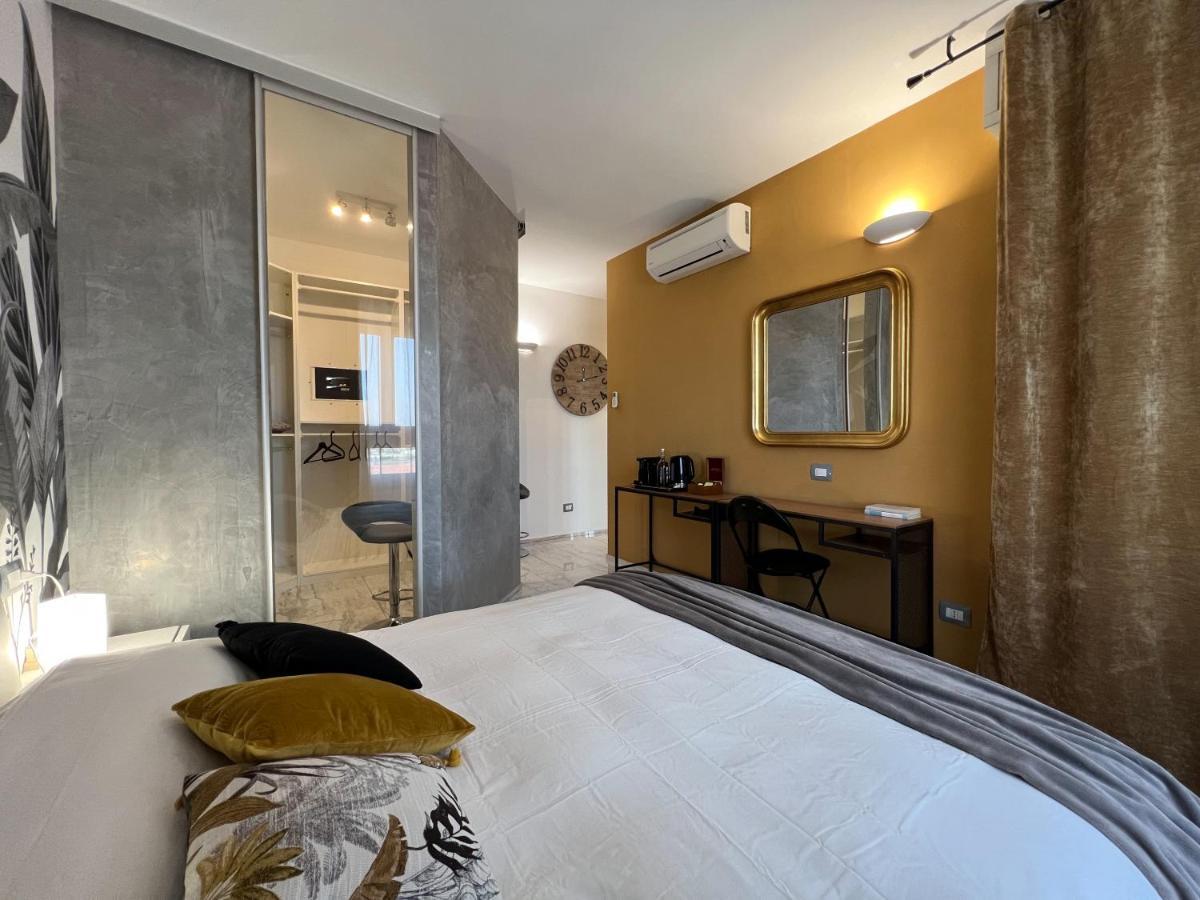 Holy-Day Rooms Milano Ngoại thất bức ảnh