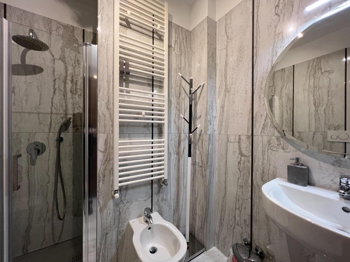 Holy-Day Rooms Milano Ngoại thất bức ảnh